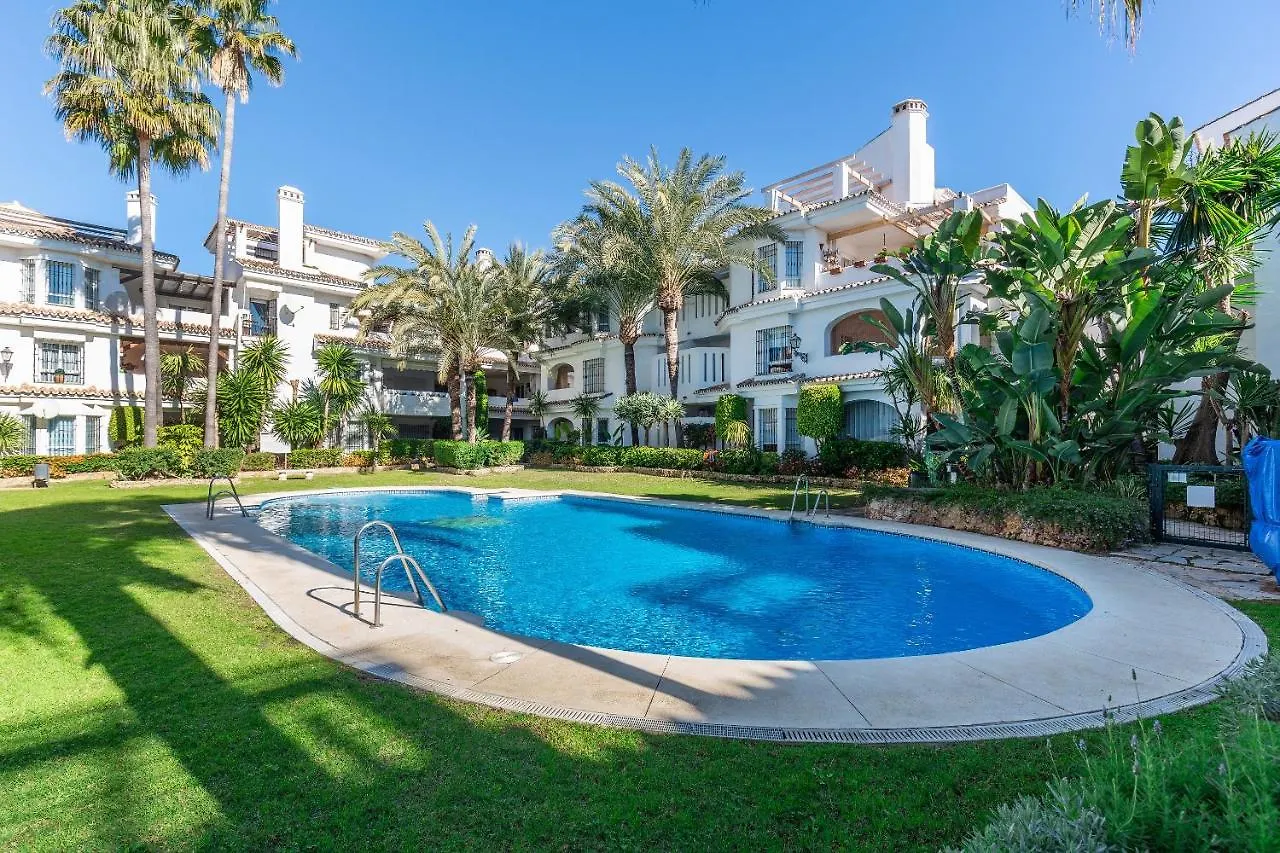 Apartment Los Naranjos Marbella